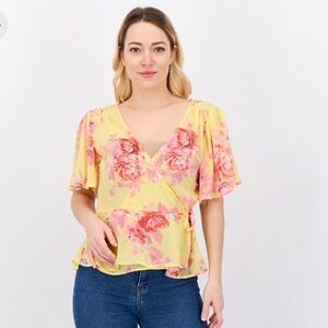 Mango - Yellow Floral Flutter Sleeve Wrap Blouse - Size 6 Medium NWT
